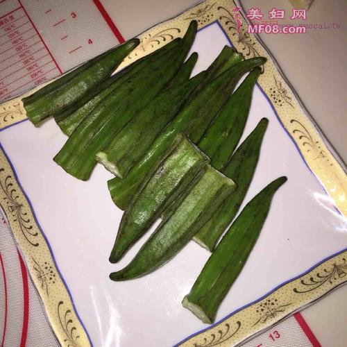 秋葵炒蛋的做法