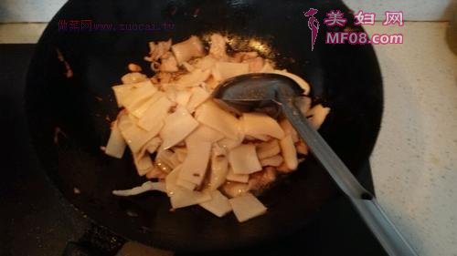 肉炒杏鲍菇的做法