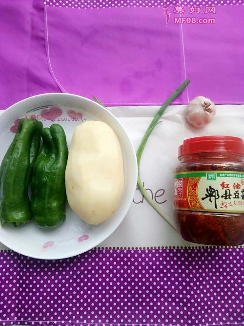 青椒炒土豆的做法