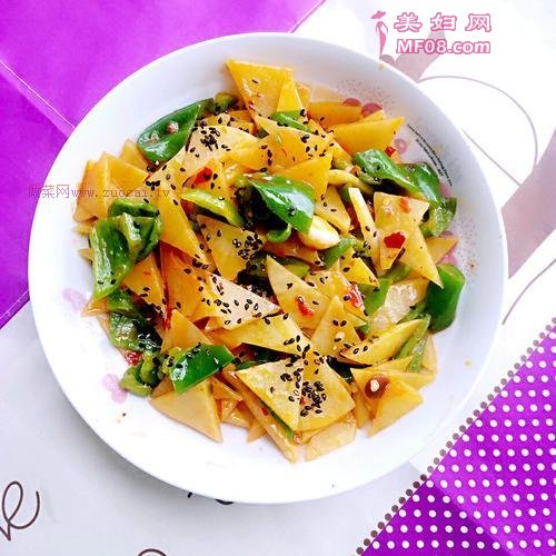 青椒炒土豆的做法