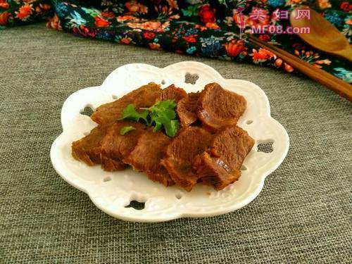 家常酱牛肉的做法