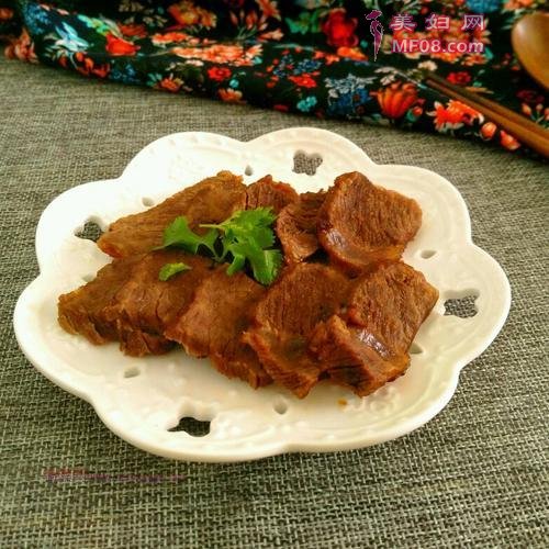家常酱牛肉的做法