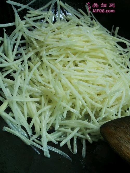 酸辣土豆丝的做法