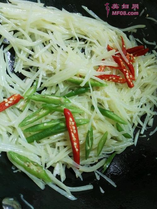 酸辣土豆丝的做法