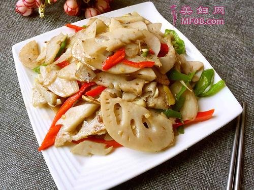 辣椒炒藕片