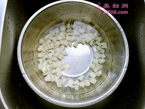 酸辣藕丁的做法