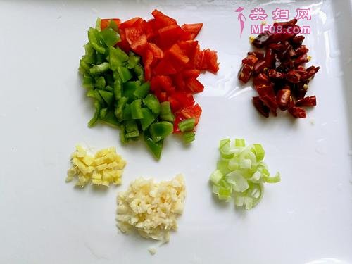 酸辣藕丁的做法