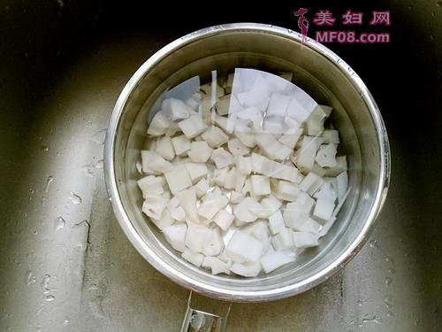 酸辣藕丁的做法
