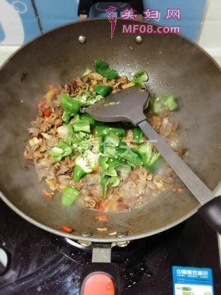 辣炒鸡胗的做法步骤：7