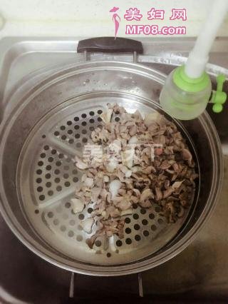 辣炒鸡胗的做法步骤：3