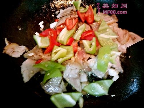 回锅肘子的做法