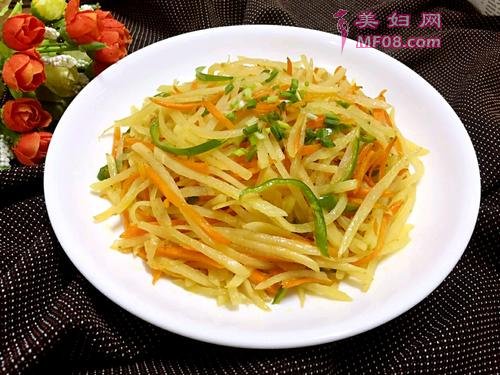 萝卜土豆丝的做法