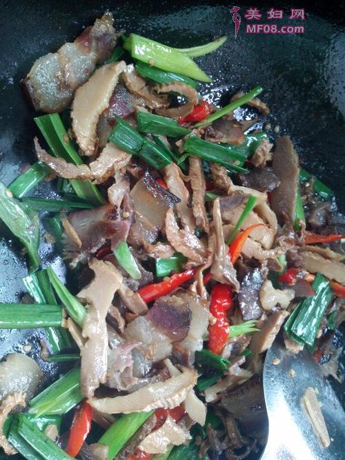 干笋炒腊肉的做法