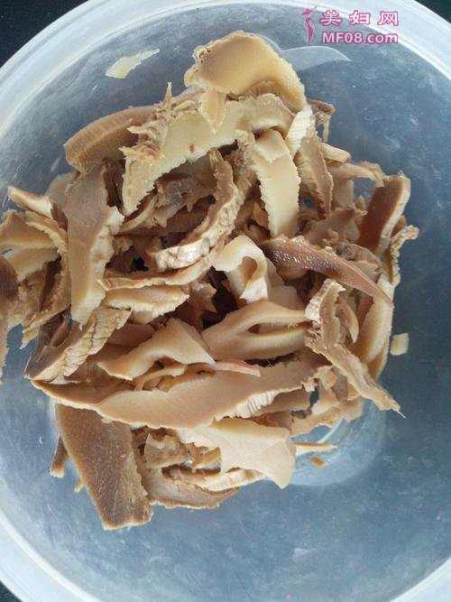 干笋炒腊肉的做法