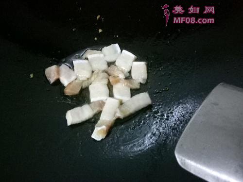 菜心炒肉的做法