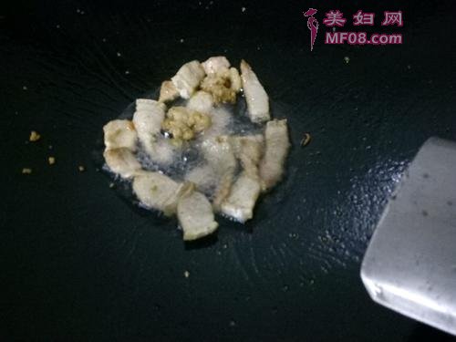 菜心炒肉的做法
