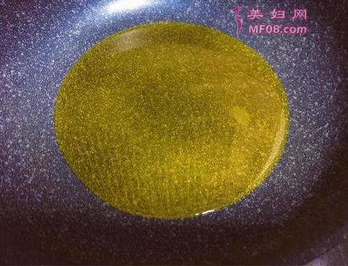 茶树菇干锅鸡的做法