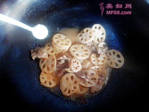 ⳴ź