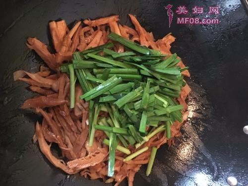 笋干炒肉丝的做法