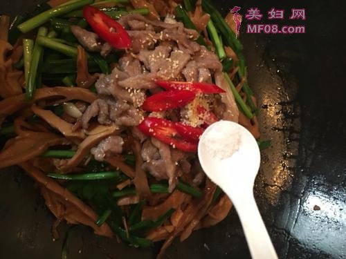 笋干炒肉丝的做法