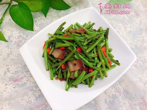 炒空心菜梗的做法