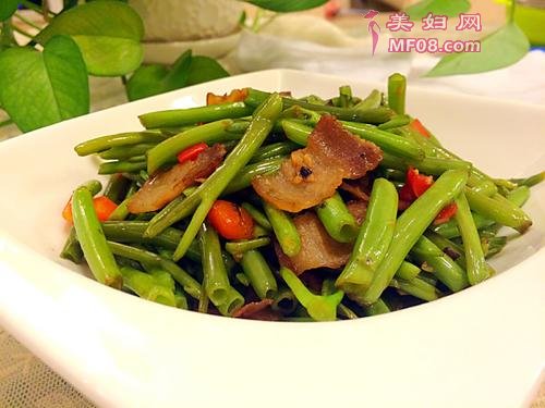 炒空心菜梗的做法