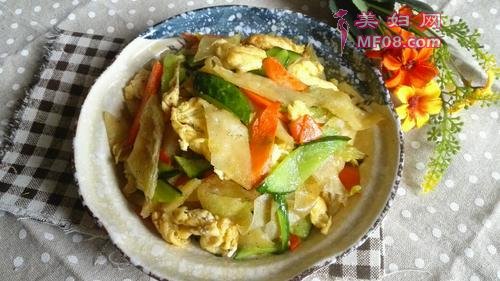 鸡蛋炒饼的做法