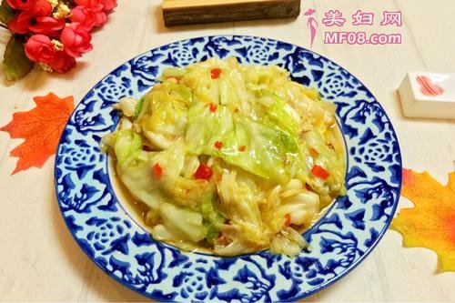 锅炝圆白菜的做法