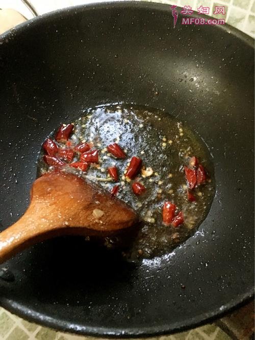 锅炝圆白菜的做法