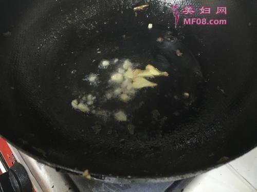 炒西兰花的做法