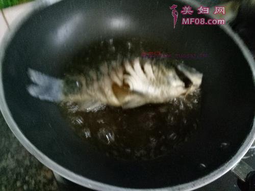 Ǵ