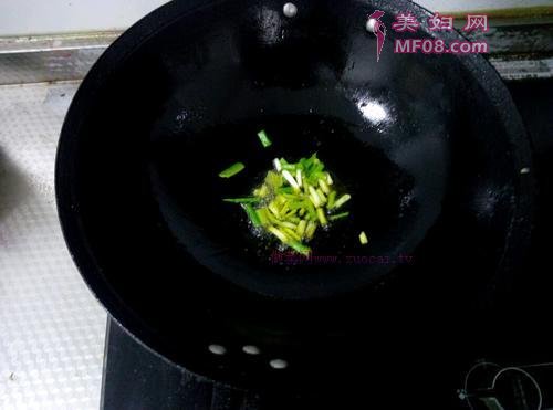 年糕土豆炖白菜的做法