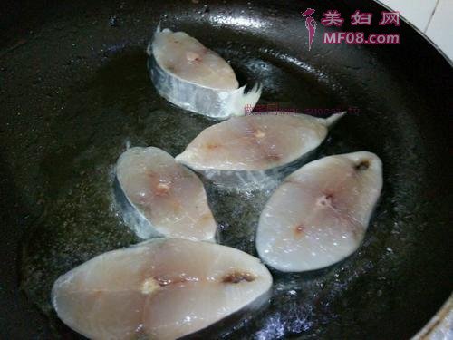 香煎马胶鱼的做法