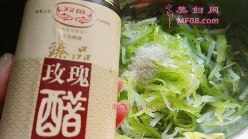 凉拌双丝的做法
