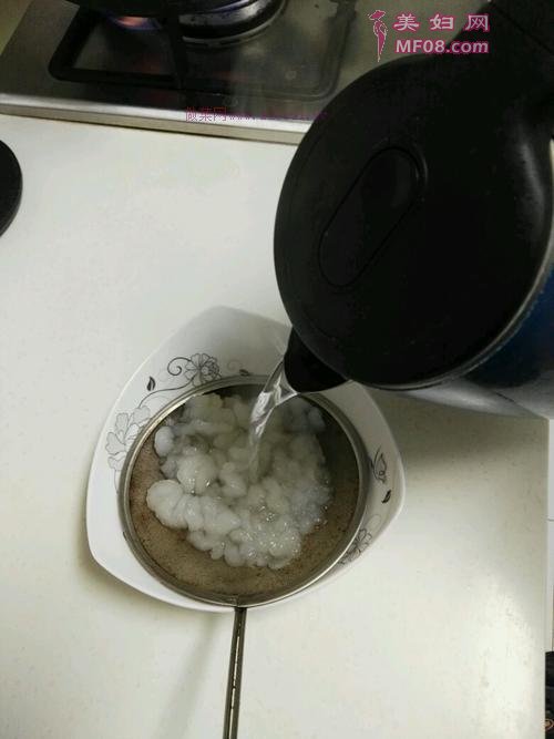 红枣冰糖炖雪蛤的做法