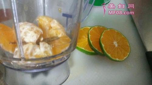 青橘蜜气泡水的做法