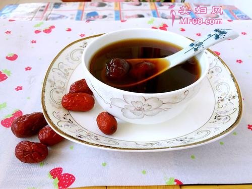 红枣红糖水的做法