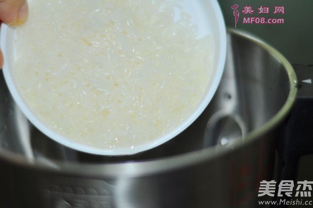 杏仁大米豆浆的做法