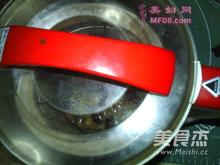 燕麦核桃红枣豆浆的做法