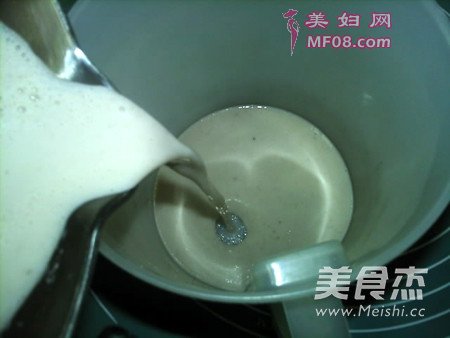 燕麦核桃红枣豆浆的做法