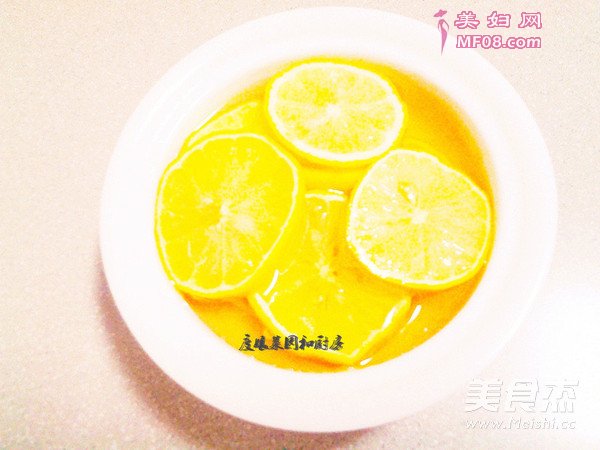 柠檬蜂蜜水的做法