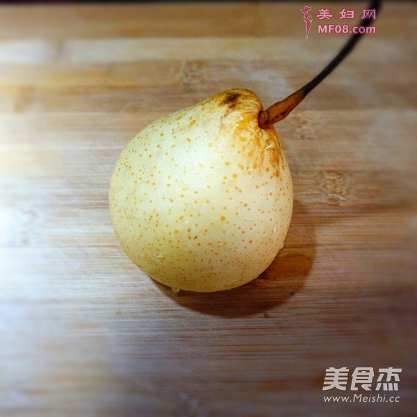 银耳雪梨金桔羹的做法