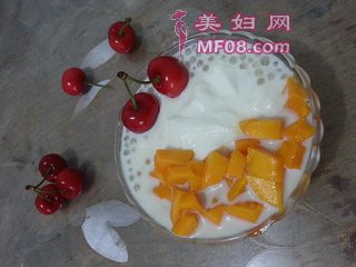 酸奶芒果西米露