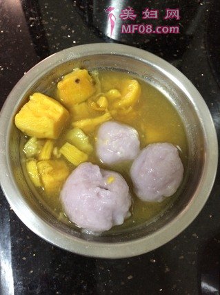 汤圆番薯糖水