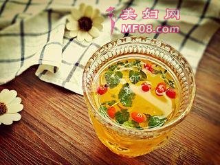 㻨