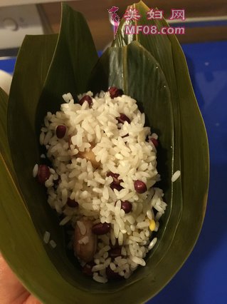 广东咸肉蛋黄粽子
