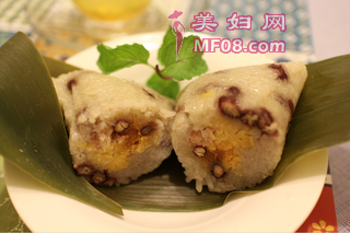 广东咸肉蛋黄粽子
