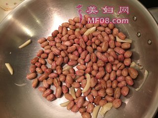广东咸肉蛋黄粽子