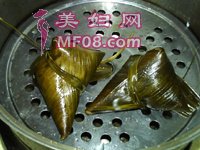 红豆腊肉粽子粥
