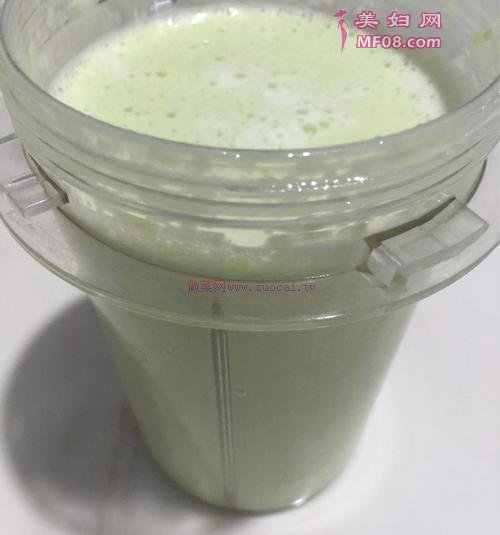 牛油果奶昔的做法